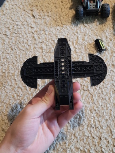 LEGO Super Heroes: Batman - Brother Eye Takedown (76111) & MORE 70918 10753 READ - Picture 11 of 19