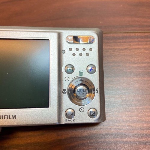 Fujifilm FinePix F30 fotocamera digitale 3442 dal Giappone - Foto 12 di 19