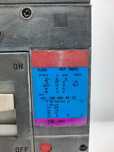 GENERAL ELECTRIC SPECTRA FL 4 POLE 630 AMPS CIRCUIT BREAKER - Picture 3 of 13