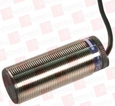 TELEMECANIQUE SENSORS XSAV12801 / XSAV12801 (USED)