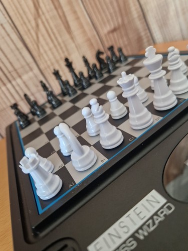 Excalibur Einstein Denkspiele Elektronischer Schach Zauberer Digitalanzeige Retro - Bild 3 von 9