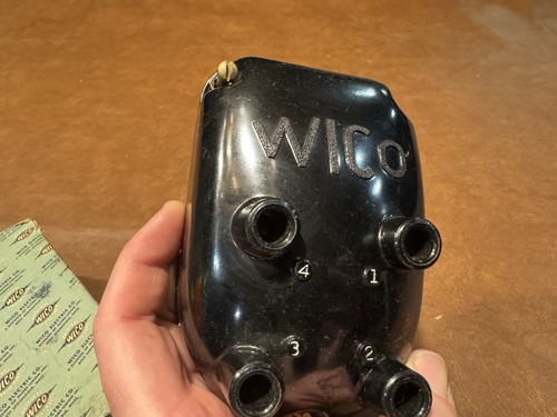 NOS WICO MAGNETO COVER DISTRIBUTOR CAP AND GASKET X SERIES XH1917 XH1343B - Picture 2 of 3