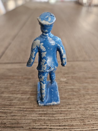 Vintage Metal Lead, Police Officer, Platform Figure - Picture 3 of 5