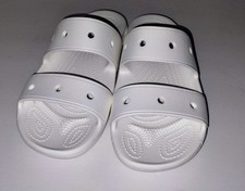 Crocs Unisex Classic Sandal White US Men's 6 Women's 8