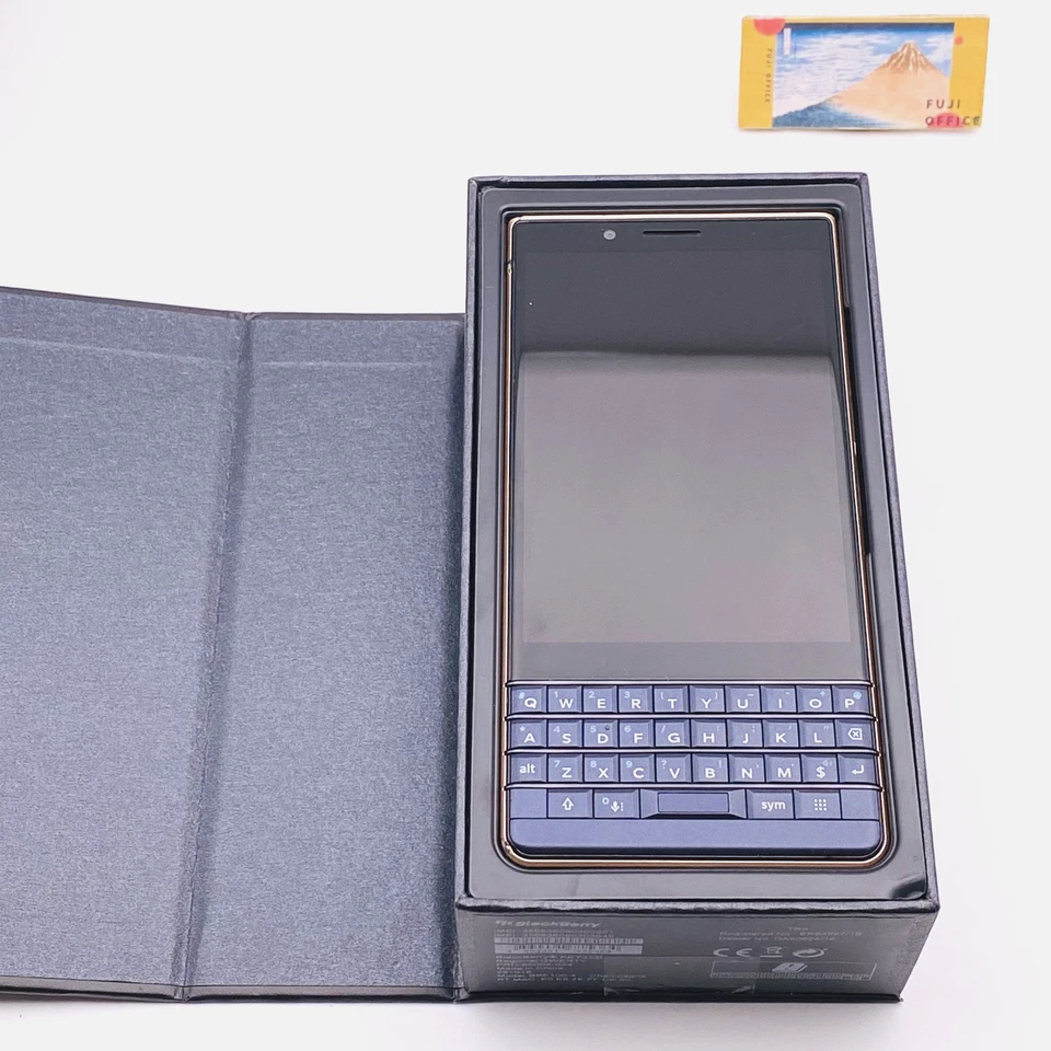 BlackBerry KEY2 LE BBE100-4 Dual SIM 64GB 4GB RAM Smartphone Champagne Unlocked - Image 2 of 4