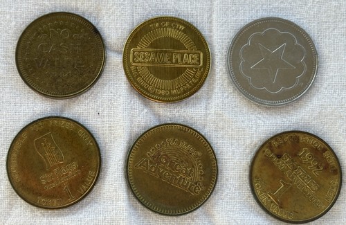 Six Vintage Game or Arcade Tokens - Sesame Place, Six Flags, Family Amusement - Picture 3 of 4