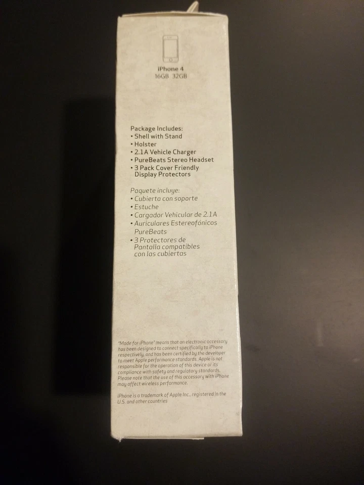Paquete combinado iPhone 4, 4S funda cargador vehículo estéreo auriculares protector de pantalla Foto 4 de 4