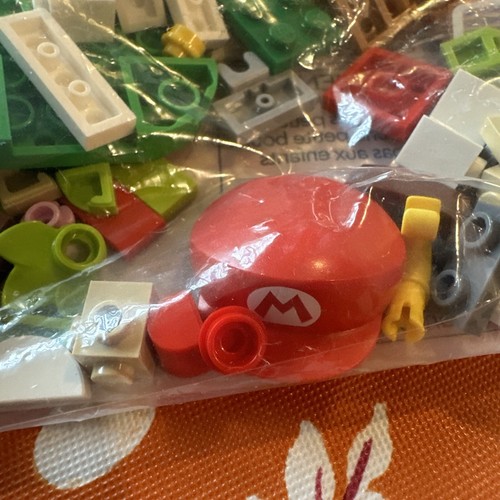 LEGO Super Mario Interactive Replacement 71360 Pieces Mario not included no box - Picture 3 of 9