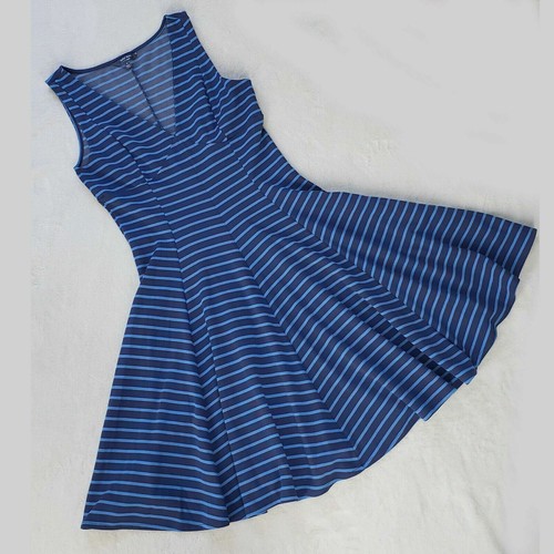 Peter Som Design Nation blau gestreift ausgestelltes Kleid, 6 neu ohne Etikett
