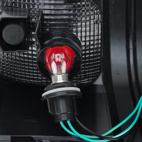 Luz trasera halógena derecha para pasajero Mitsubishi Triton L200 2024-2025 - Imagen 11 de 14
