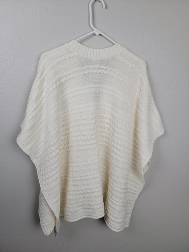 Cabi Cream Colored Textured Cape Sweater Size OS - Picture 2 of 5