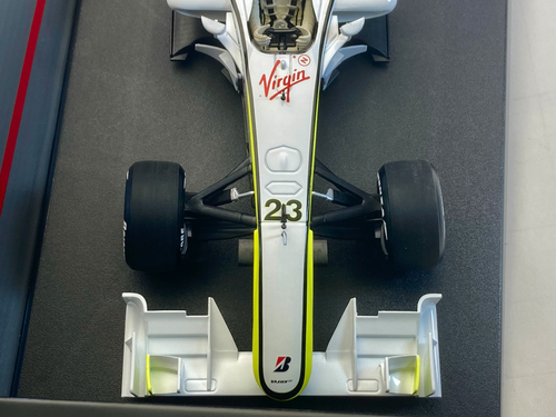 1:18 Minichamps Rubens Barrichello #23 F1 Brawn GP 2009 BGP 001 150090023 - Picture 7 of 18