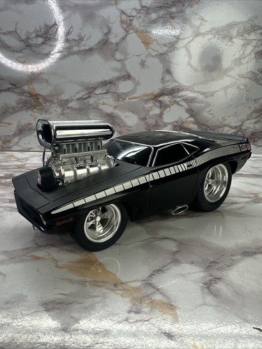 2000 Funline Muscle Machines ‘70 Plymouth Cuda Black 1:64 Scale Diecast - Picture 2 of 5
