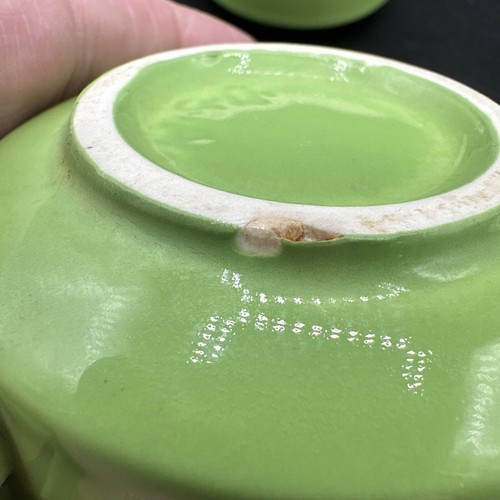 USA Pottery Vintage Classic Retro Set of 4 Lime & Cream Two Tone Coffee Mugs - Picture 12 of 12