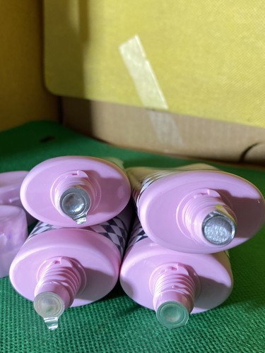 Lot of 4 Refreshments Luscious Hand Cream NewSealed MadeInCanada 2 oz each - Picture 24 of 24