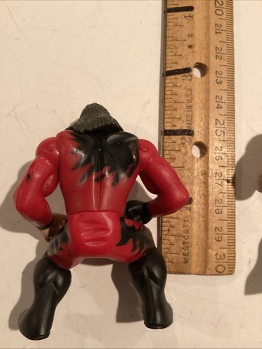 Lotto di 2 figurine UNDERTAKER, Kane, WWE WWF Jakks Brawl 4 tutte wrestling - Foto 4 di 10