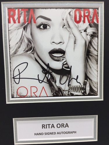 RARE Rita Ora Signed Photo Display + COA AUTOGRAPH MUSIC CD COVER - Picture 3 of 3