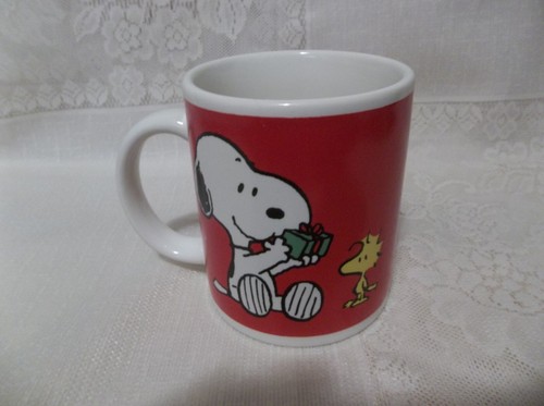 SNOOPY & WOODSTOCK MUG RED & WHITE - Imagen 2 de 2