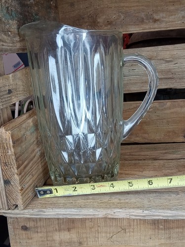 Vintage clear Glass  pitcher - Picture 4 of 5