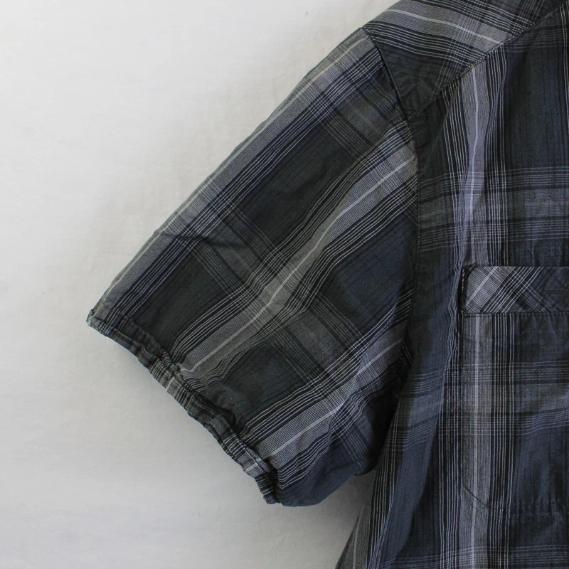 Mountain Hardwear Gray Plaid Short Sleeve Button-Up Men's Size Large - Image 2 of 4