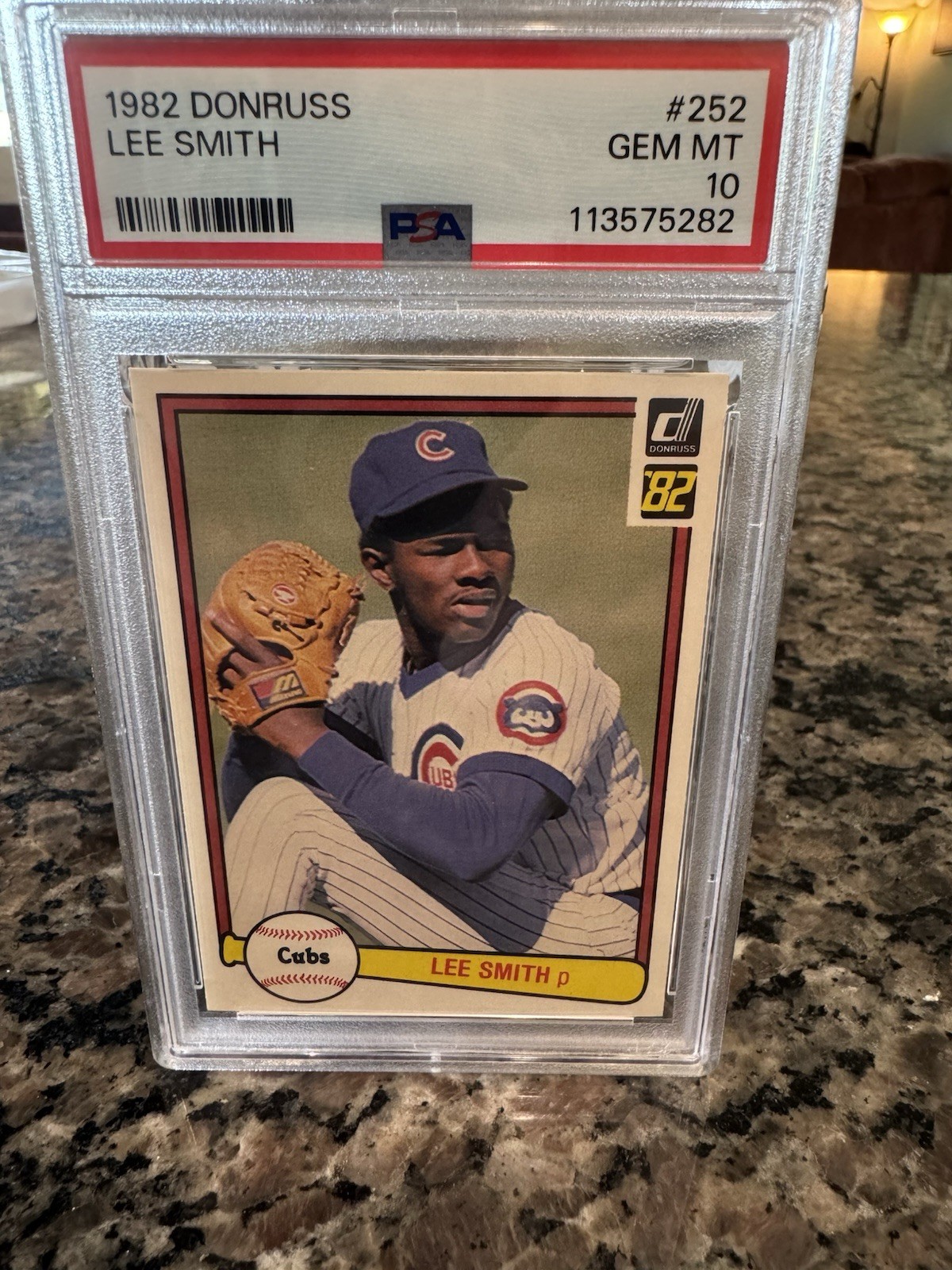 1982 Donruss - Lee Smith #252 (RC) PSA 10