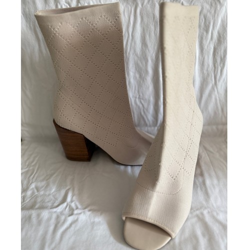 KELSI DAGGER NWOB Macey Diamond Textured Stretch Knit Sock Peep Toe Bootie 7.5 - Picture 2 of 8