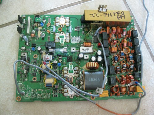 Icom IC-746PRO PA-Gerät B5700E (HF/6M/2M) TOP + TOP Gehäuse sehr schön
