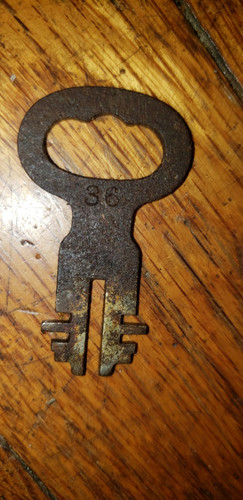 Antique Sargent Six Lever Padlock w/ key Vintage old lock chest tool box safe - Picture 6 of 6