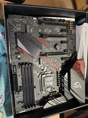 ROG STRIX Z390-H GAMING LGA-1151 Intel Motherboard(pls see description) - 第 2/6 張圖片