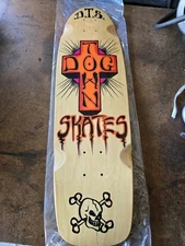 Dogtown Skates Skateboard 