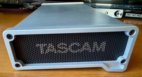 Tascam SERIES 208i USB Audio/MIDI Interface 24bit/192kH Used - Picture 6 of 7
