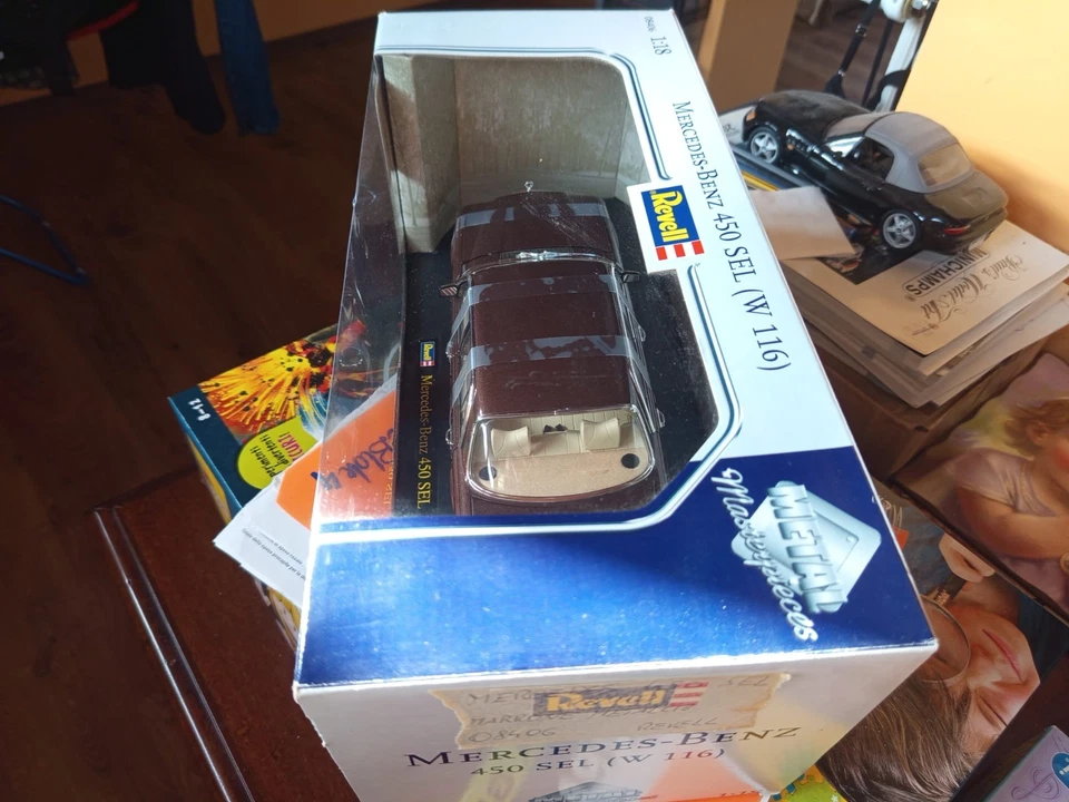 Mercedes 450 SEL 1998 W116 marrone scala 1/18 di Revell come nuovo con box. - Immagine 3 di 3