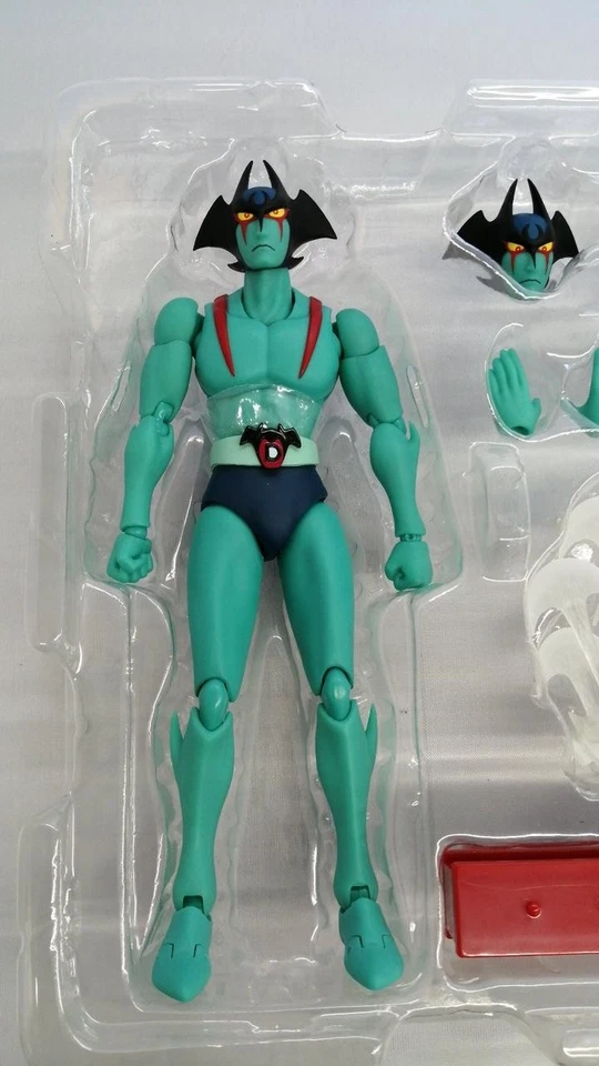 DEVILMAN D.C. FIGURA DE ACCIÓN DYNAMIC CLASSICS BANDAI 2017 S.H.FIGUARTS  Foto 4 de 4