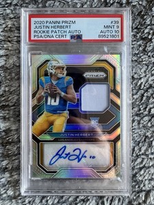 2020 Panini Prizm - Rookie Patch Autographs Justin Herbert #39 /99 (AU, MEM, RC)