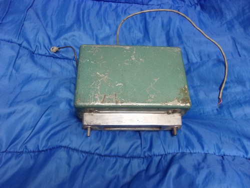 1955 56 MOTOROLA VOLUMATIC 395 AUTO CAR AM RADIO CHEVY FORD GM MOPAR CHRYSLER VW - Picture 2 of 6
