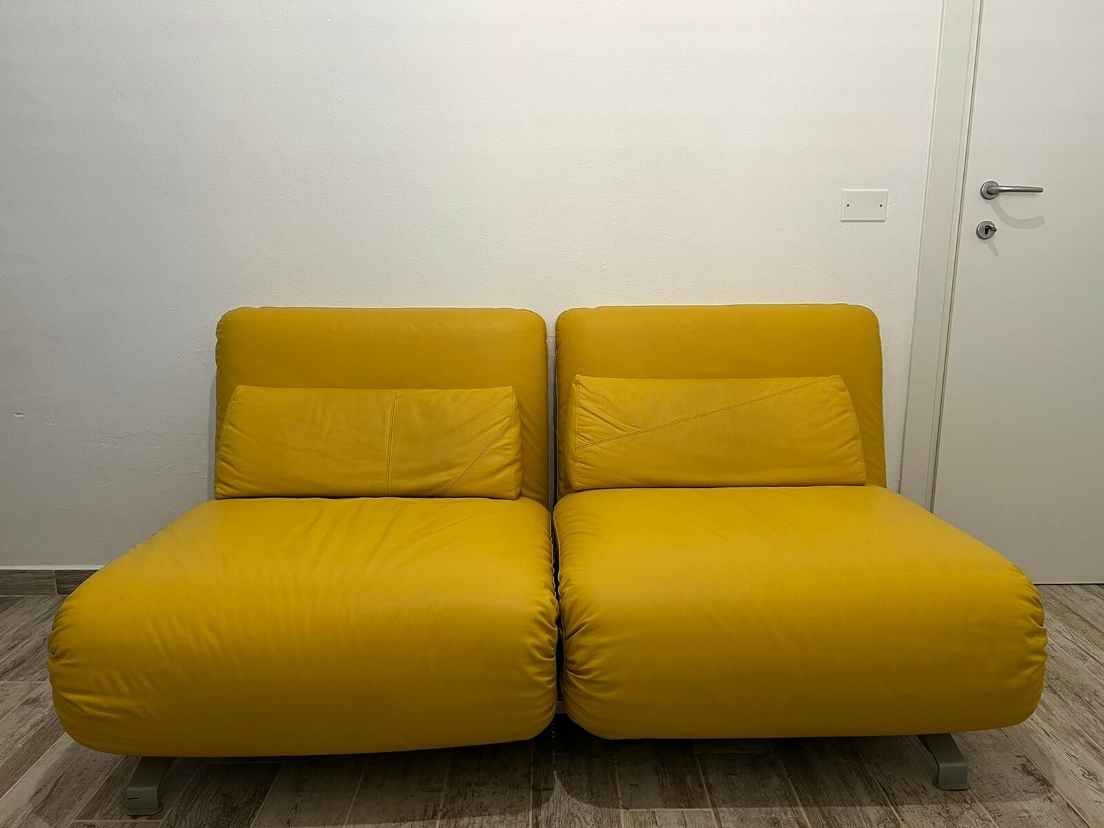 Foto 1 di 4