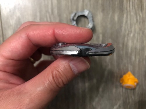 Beyblade Burst Hasbro Doomscizor D2 Sammlerstück Anime Bey Spielzeug - Bild 6 von 9