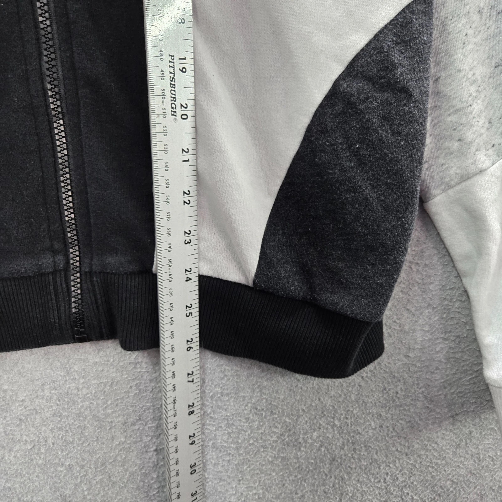 victoria-secret-vs colorblock read sweatshirt