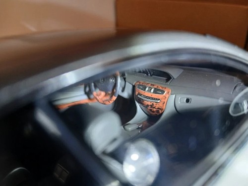 1:18 Autoart Millennium Mercedes-Benz CL Class C216 Silver Auto Art - Picture 21 of 24