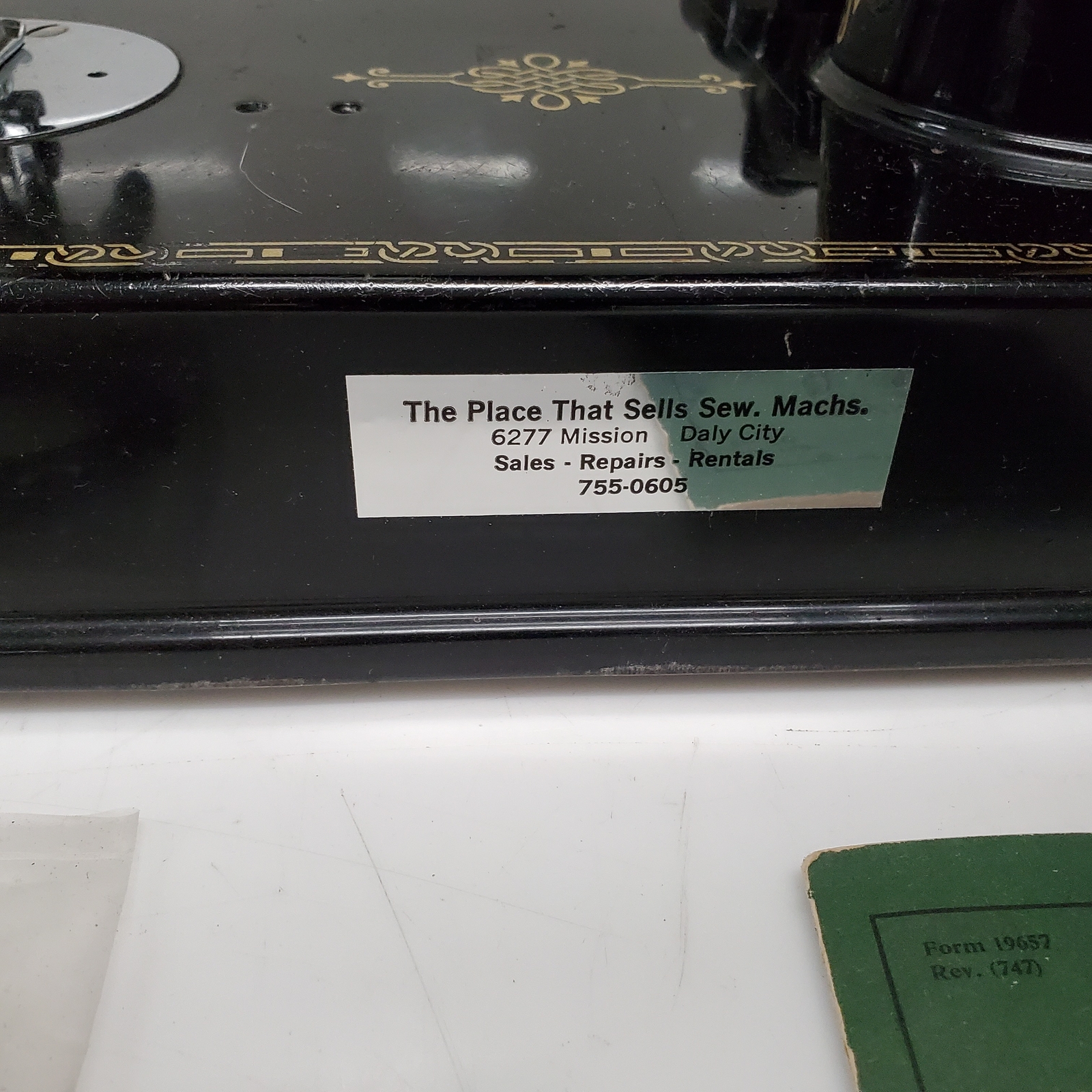 Vintage 1950's Singer Featherweight 221 Series AJ Sewing Machine with