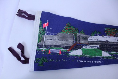 Souvenir Felt Pennant Chapleau Canada Featuring Special Steam Locomotive Vintage - Picture 2 of 6