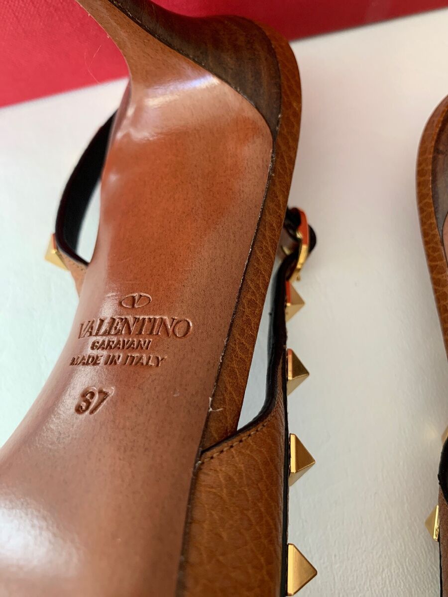 Valentino rockstud 50 sales leather slingback pump