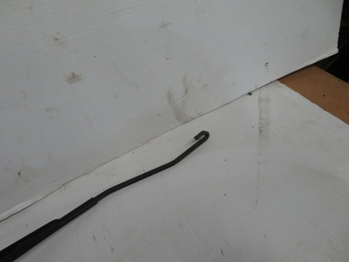 BRACCIO TERGICRISTALLO ANTERIORE LATO PASSEGGERO NISSAN QASHQAI J11 2015 - Foto 3 di 6