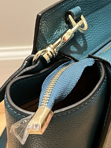Sylvia Noster Teal Leather We The People Shoulder Bag Purse NWOT - Picture 7 of 10