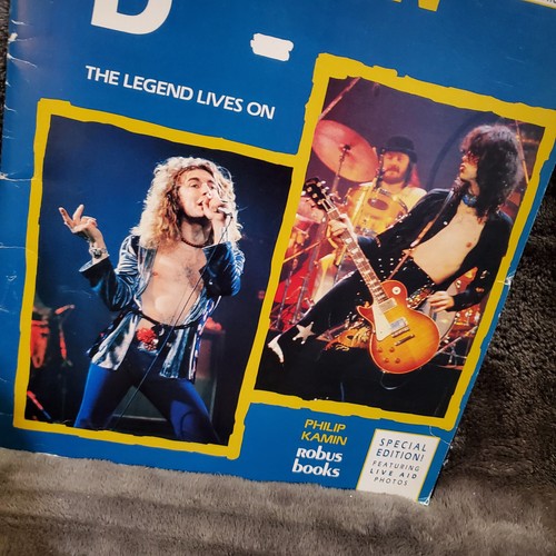 1986 Led Zeppelin The Legend Lives On - Softercover Book with a 22"x 17" Poster - Picture 2 of 12