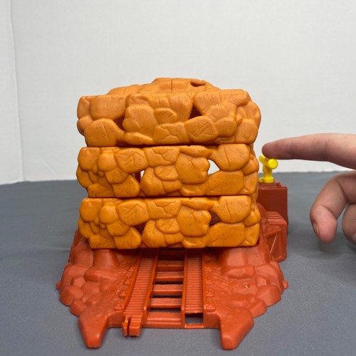 Thomas the Tank Engine Trackmaster Revolution Tunnel Blast Track Oval - Picture 6 of 12