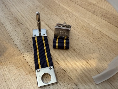 Gemelos envolventes de tela a rayas doradas negras Henley Royal Regatta de colección - Imagen 2 de 2
