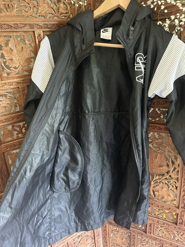 Nike Kids Black Rain Jacket / Windbreaker Size M - Picture 5 of 7