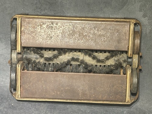 Vintage Bissell Cyco Cuscinetti Manuale Tappeto Spinta Spazzatrice Scopa Legno Portatile - Foto 12 di 12