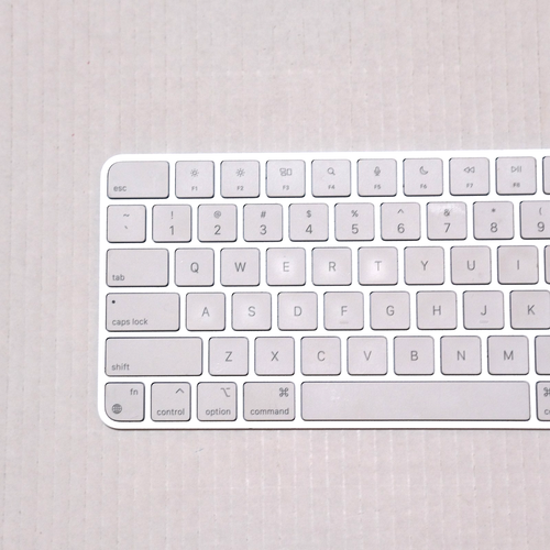 Apple Magic Keyboard A2450 Wireless Bluetooth Rechargeable - READ - Picture 2 of 5